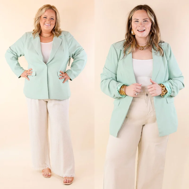 Winning Awards Long Sleeve Blazer in Mint Green