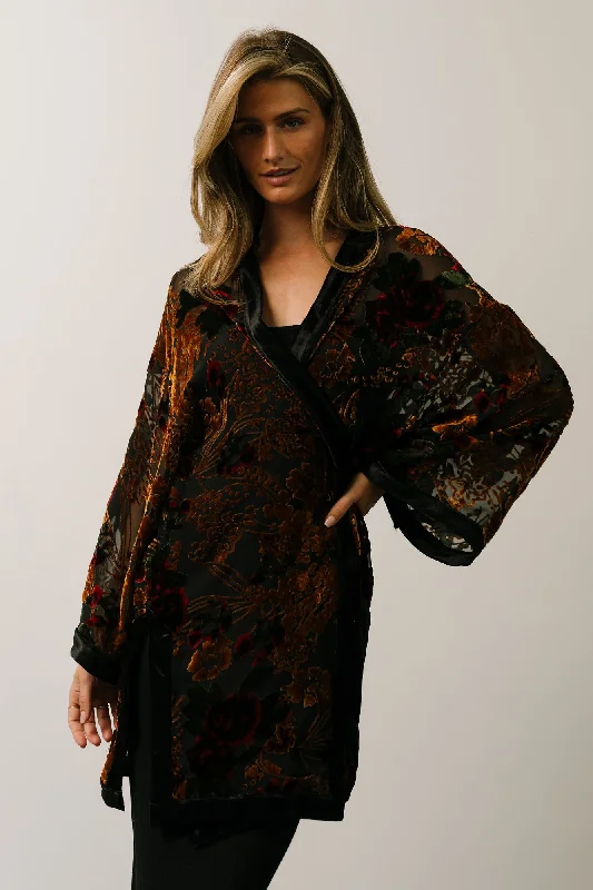 amal-velvet-kimono-black-multi