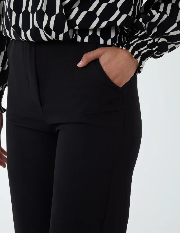 black-wide-leg-formal-trouser