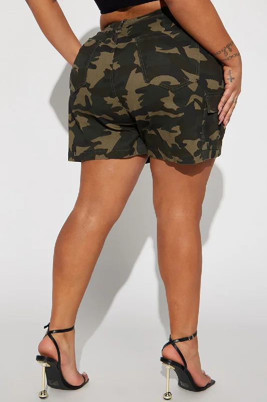 come-on-over-camo-cargo-shorts-camouflage