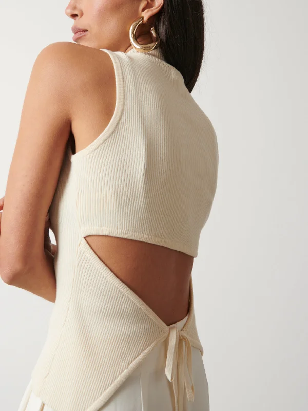 eva-backless-knit-top-cream