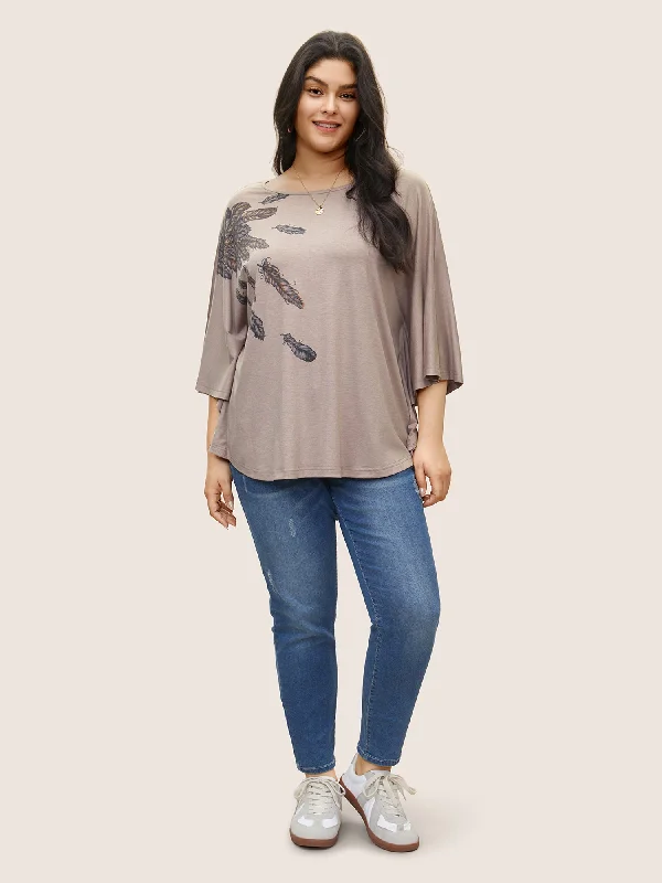 feather-print-batwing-sleeve-t-shirt