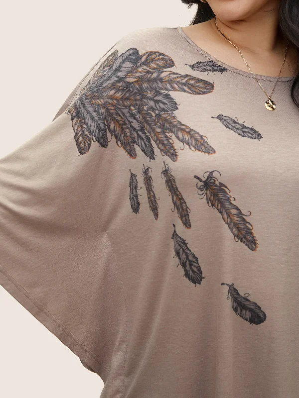 feather-print-batwing-sleeve-t-shirt