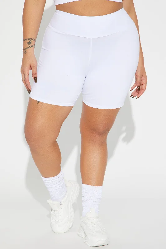 hailey-biker-shorts-white