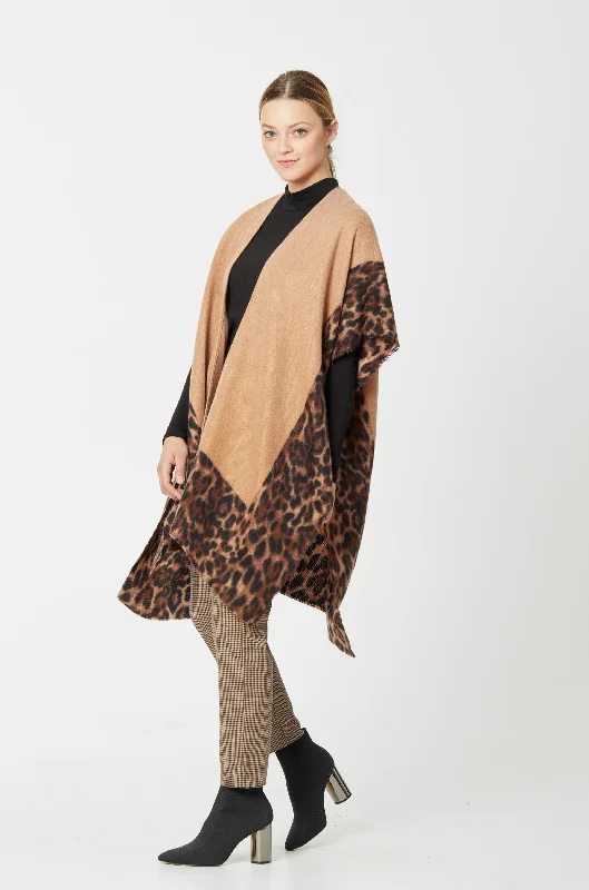 Leopard Border Cozy Kimono