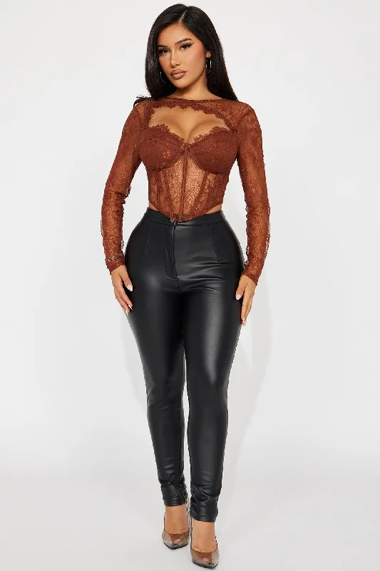 lingering-feelings-lace-corset-top-brown