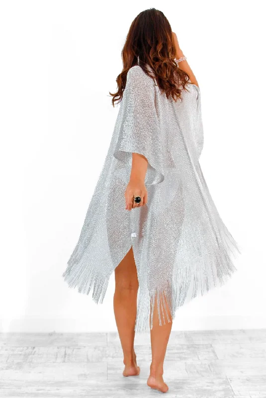 resting-beach-face-metallic-silver-tassel-kimono