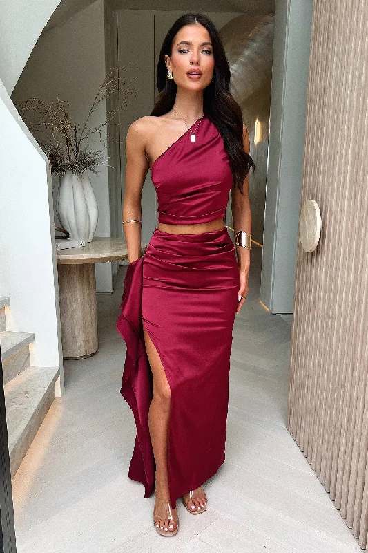 sanah-crop-burgundy-1