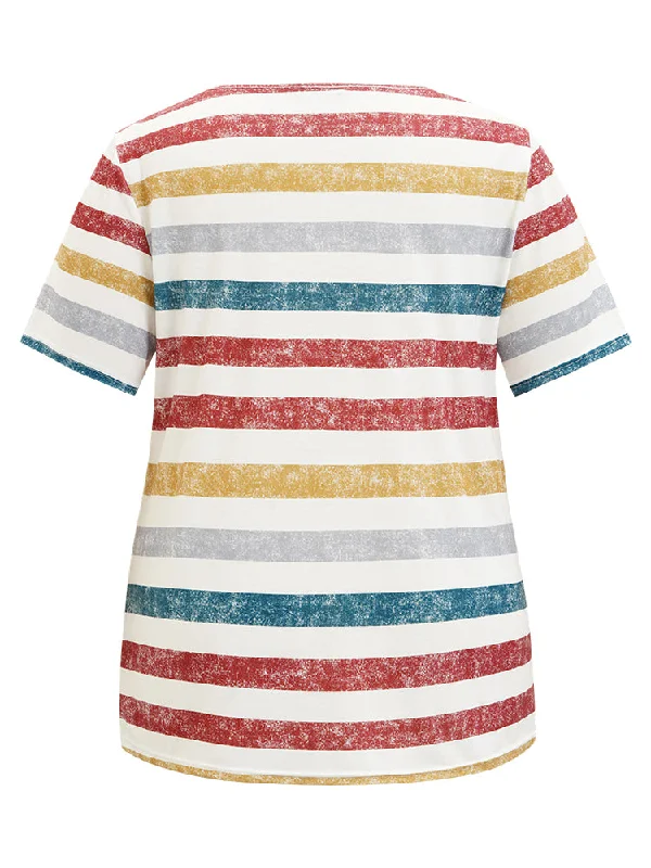 striped-contrast-v-neck-t-shirt