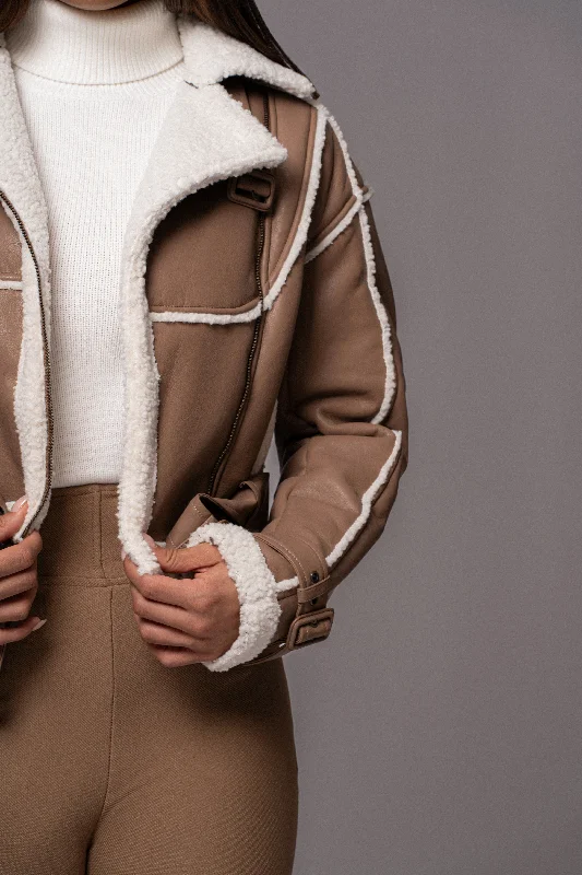 tan-faux-leather-sherpa-jacket