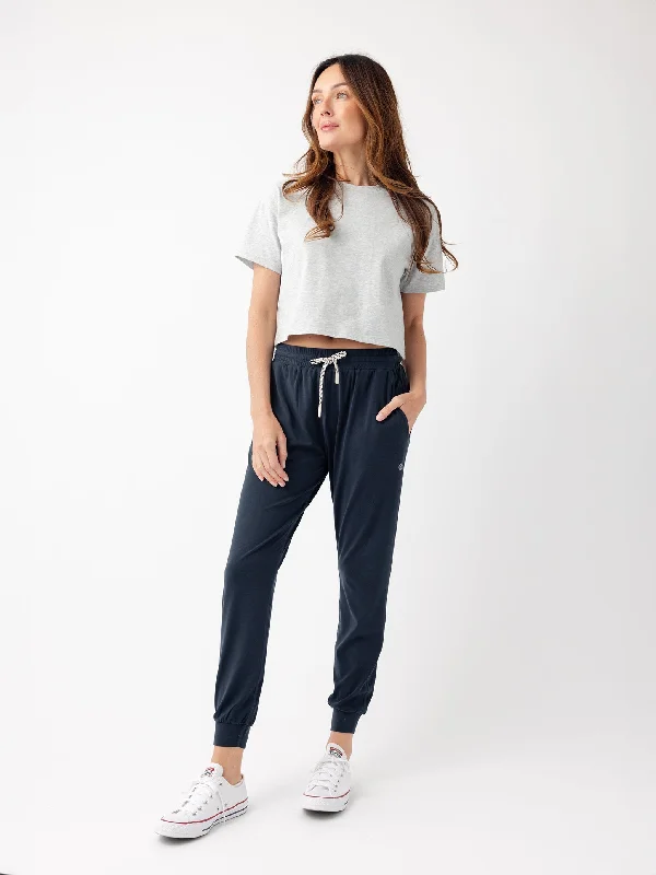 womens-all-day-cropped-tee