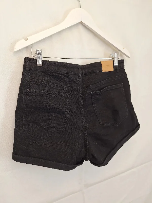 zara-essential-rolled-hem-shorts-size-8-b027-355-ba